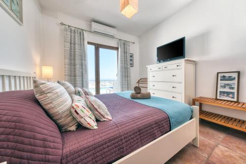 Villa - Lava and Sea - Pool, BBQ and Sea View By Lanzarote Vacation Homes