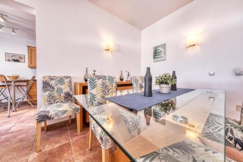 Villa - Lava and Sea - Pool, BBQ and Sea View By Lanzarote Vacation Homes