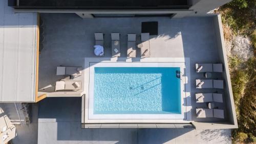 Grand Villa - 6BD with Private Pool - Temma Villas