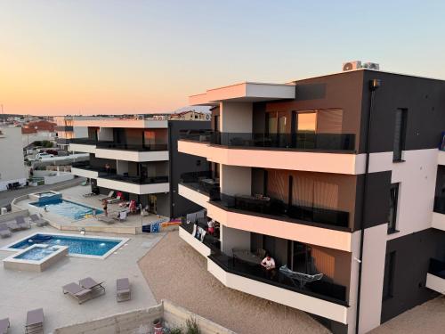 Apartments Ante with pool and jacuzzi