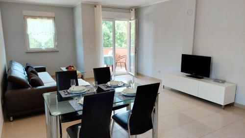 Ruza Apartmani