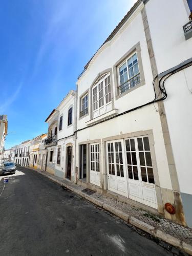 Flor de Sol House - Sunny Balcony House in Tavira