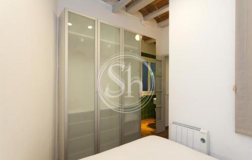 Cozy apartment beside Sagrada Familia for 2