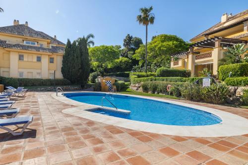 Beachfront penthouse Marbella, Rio Real Playa