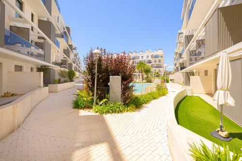 3BR Marina Real Denia - Terrace, Pool & Garage