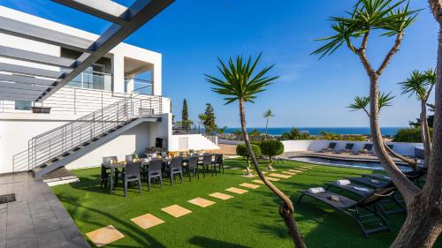 Villa Tahiti - com Vista Mar, Piscina Infinita e Jacuzzi em Albufeira