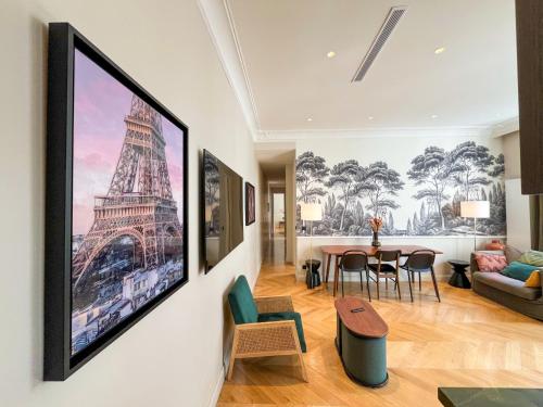 UrbanFlat 141 - Grand Appartement Champs-Elysees Ponthieu