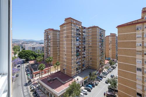 WintowinRentals Spacious apartment in Huelin with privileged views, parking included and close to the beach
