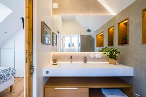 Elegant Garden Villa Cascais by Portugal Portfolio