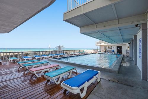 Ocean Towers Beach Club photo 29