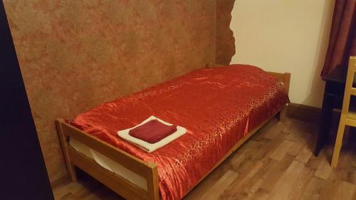 Ein Bett oder Betten in einem Zimmer der Unterkunft Messezimmer Hannover Langenhagen - room agency