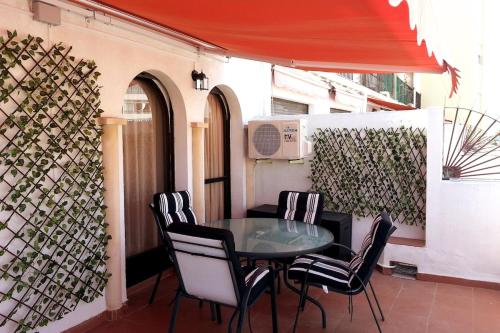 mucahome1 - apartamento terraza vistas y playa 150 m