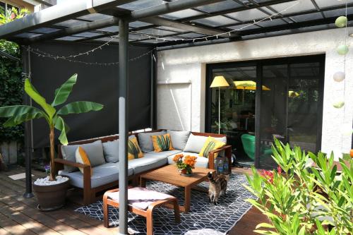 Superbe T3- Two bedrooms appartment with garden and pétanque! Perfect Spot!