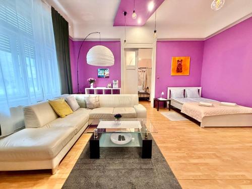 Csengery Spacious Apartment AC Wifi
