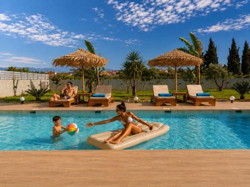 Diamond Hlios - Luxury Villa Maria