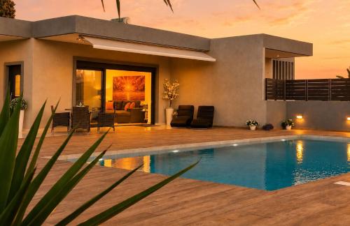 Diamond Hlios - Luxury Villa Maria