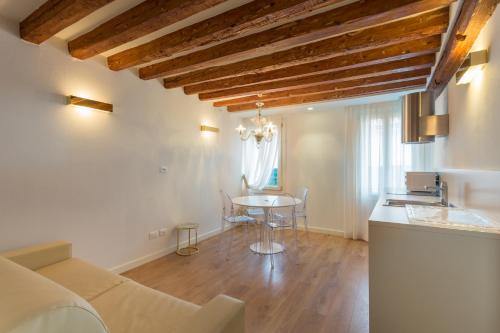 Kép Home Venice Apartments-Rialto 1 - 2 - 3 szállásáról Velencében a galériában