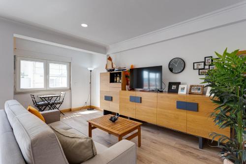 2BR Beach Apartment Costa da Caparica