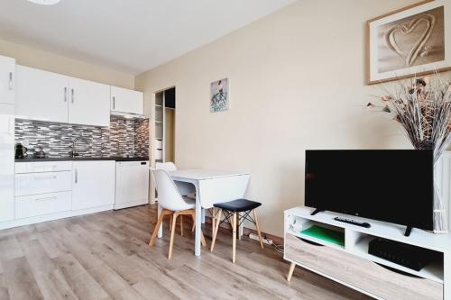 Cosy central one-bedroom apt 7 min from the Palais des Festivals