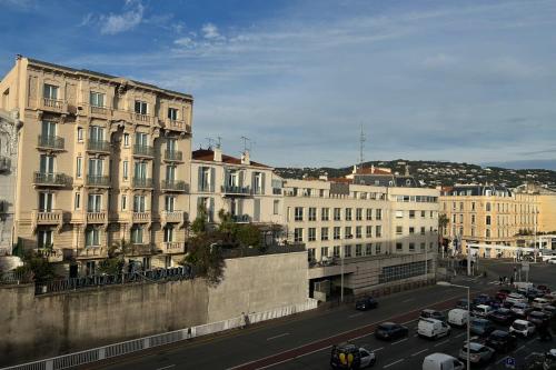 Cosy central one-bedroom apt 7 min from the Palais des Festivals