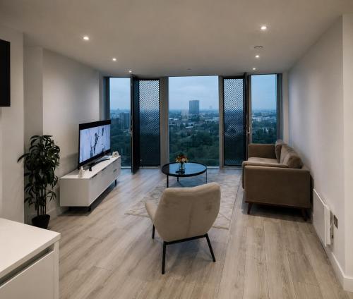 Modern 2 Bed Penthouse with Stunning views in Manchester City Center photo 3