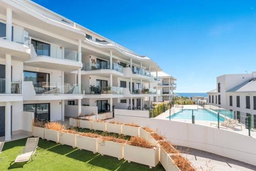 Moderno Apto de 3Hab en Higuerón con Vistas al Mar