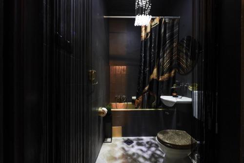 The LOVE Apartment - 60m2 - Centre - Tantra Chair