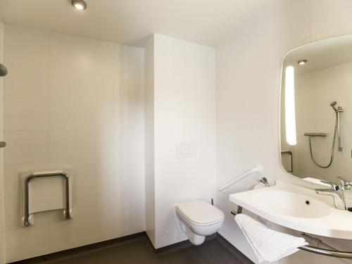 Kopalnica v nastanitvi Ibis Wavre Brussels East