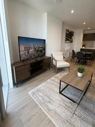 34th Floor 2bed City View Apartment Manchester Deansgate photo 6