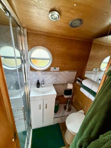 Edinburgh - Houseboats photo 64