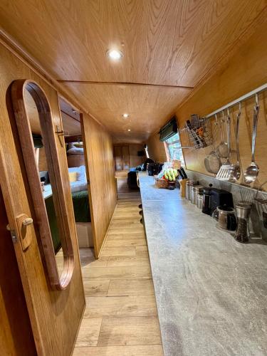 Edinburgh - Houseboats photo 58