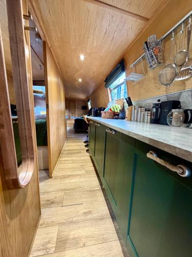 Edinburgh - Houseboats photo 57