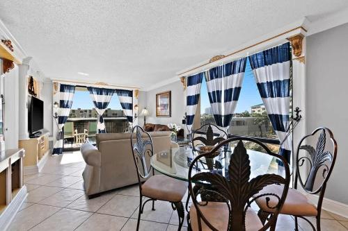 SunDestin Resort Unit 0318 photo 7