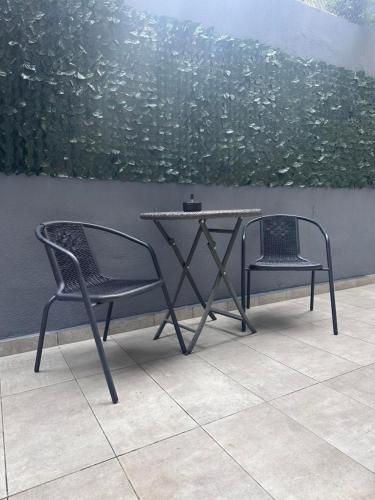 Quiet apartment close to the center and metro stop
