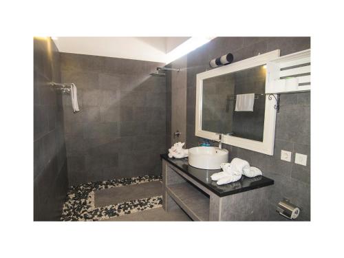 Ванная комната в KyGunAya Villa