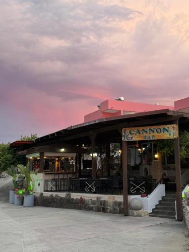 Cannon Guesthouse Faliraki