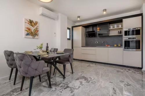 Apartments Penthouse Lux