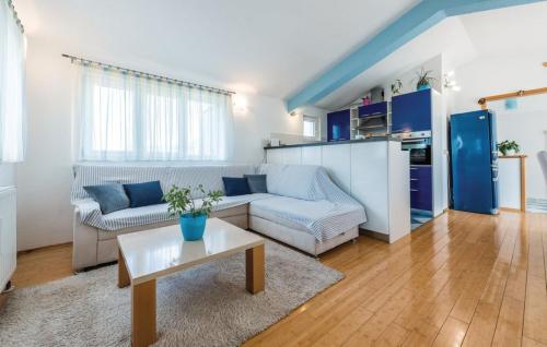 House Veronika