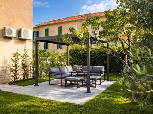 LA1 luxury apartment near Bacvice beach