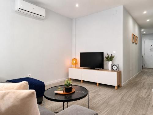 Victoria Flat F&M Modern and Comfortable Near City Center