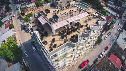 an overhead view of a city street with a building at Hotel & Lounge Las Islas in San Juan Bautista Tuxtepec