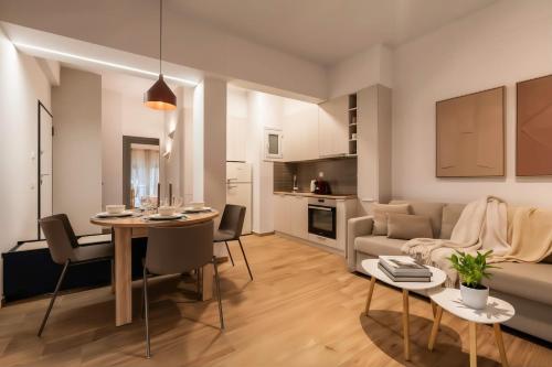 Delightful Sense 2BD Apt in Kolonaki 7 min to Metro