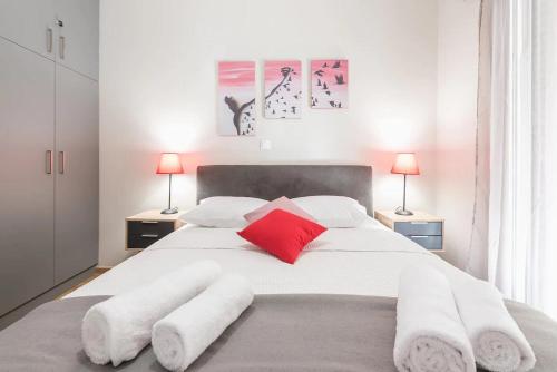 Cozy & Stylish 2BD Apt in Neos Kosmos