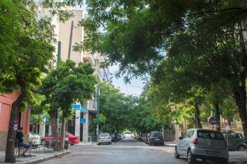 Bright 1BD Minimal Retreat in the Heart of Athens