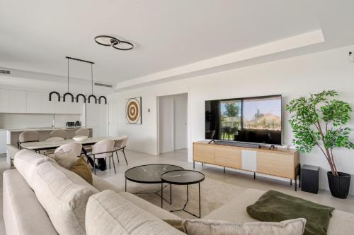 Luxury Townhouse Sport Club, Spa & Pool 3BR