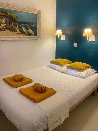 CANNES Appartement - terrasse, jardin prive, parking, piscine, climatisation