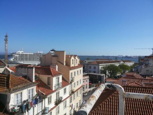 ChezVous Apartments