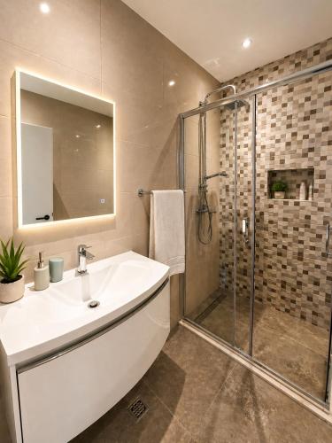 ''Nikol'' Charming Cozy Studio, Balcony & free Parking