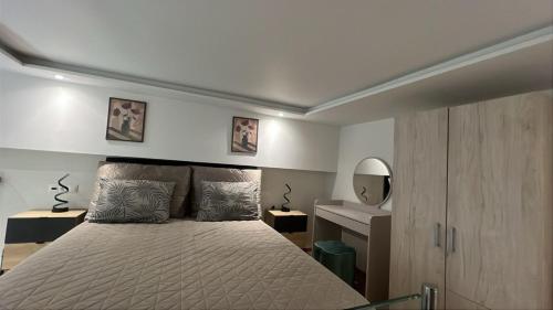 Leonora Loft