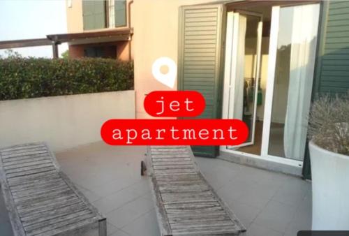 Jet Apartment